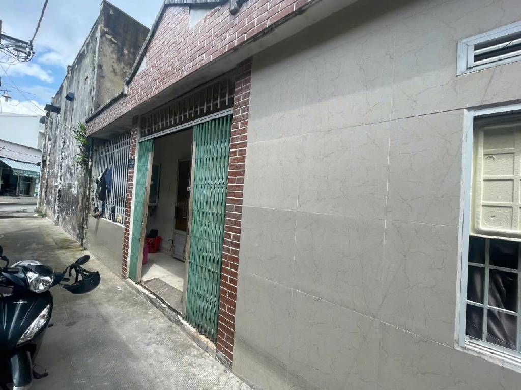Chính chủ bán nhà cấp 4 mặt tiền đường hoàng diệu 2, Thủ Đức